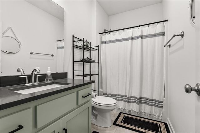 9217 NE 110th Terrace, Kansas City, MO 64157