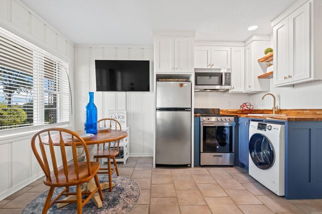 210 Aberina St Apt E3, Hot Springs, AR 71913