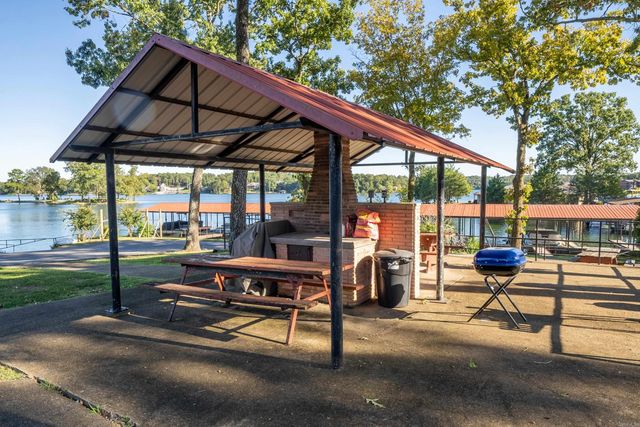 210 Aberina St Apt E3, Hot Springs, AR 71913