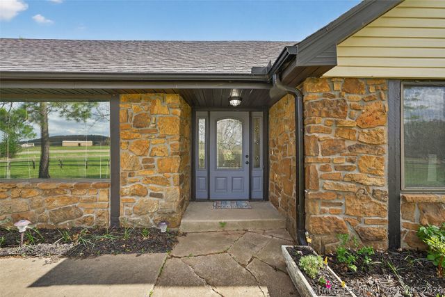 19132 E Summer Lane, Claremore, OK 74017