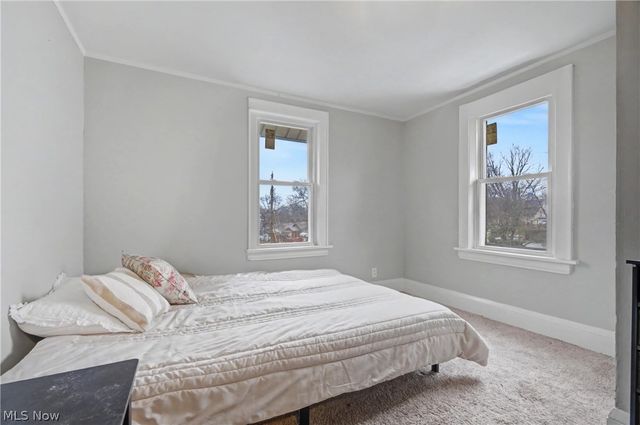 1364 Arnold Avenue, Akron, OH 44305