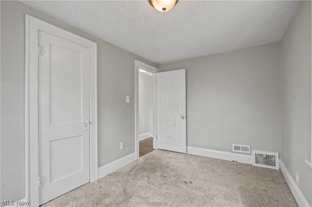 1364 Arnold Avenue, Akron, OH 44305