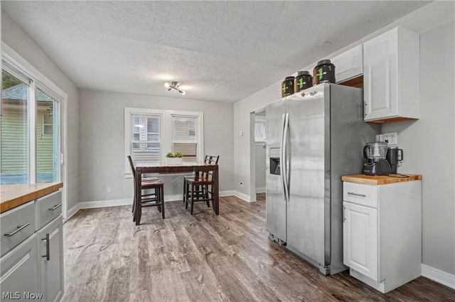 1364 Arnold Avenue, Akron, OH 44305