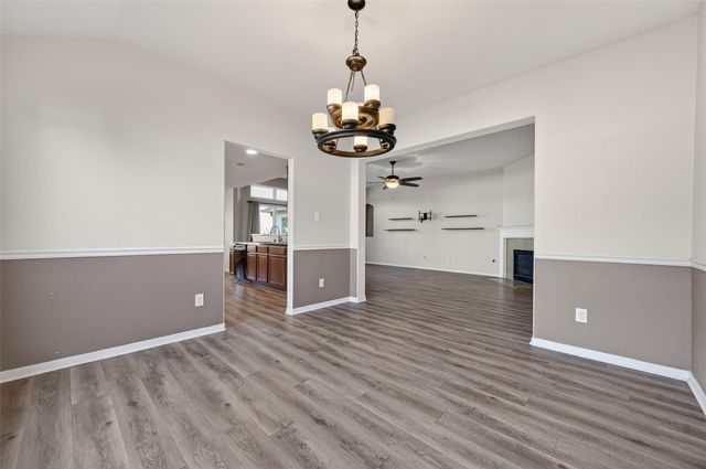 14322 W Oblong Circle, Cypress, TX 77429