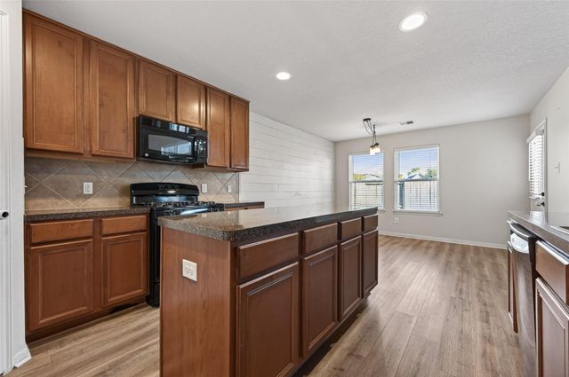 14322 W Oblong Circle, Cypress, TX 77429