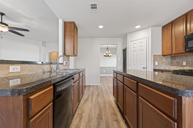 14322 W Oblong Circle, Cypress, TX 77429