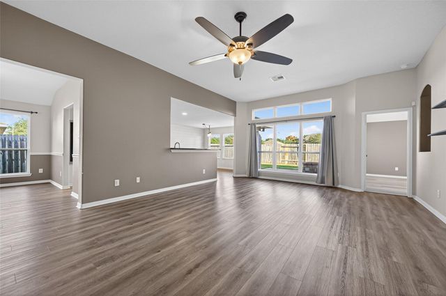 14322 W Oblong Circle, Cypress, TX 77429