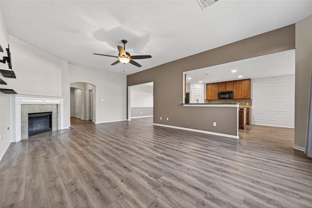 14322 W Oblong Circle, Cypress, TX 77429