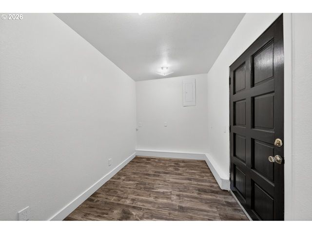 1260 JACKSON Ave Sw, Bandon, OR 97411