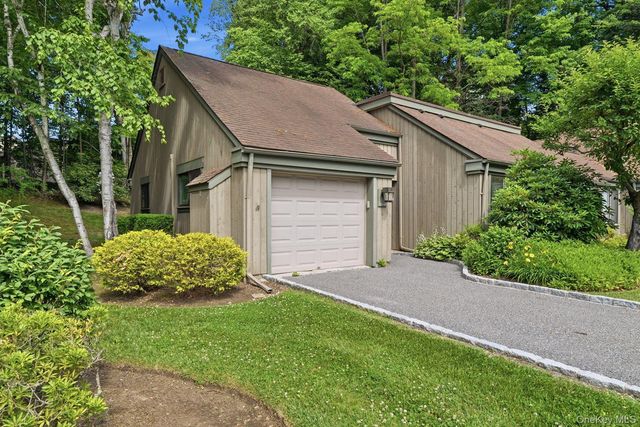 953 Heritage Hills A, Somers, NY 10589
