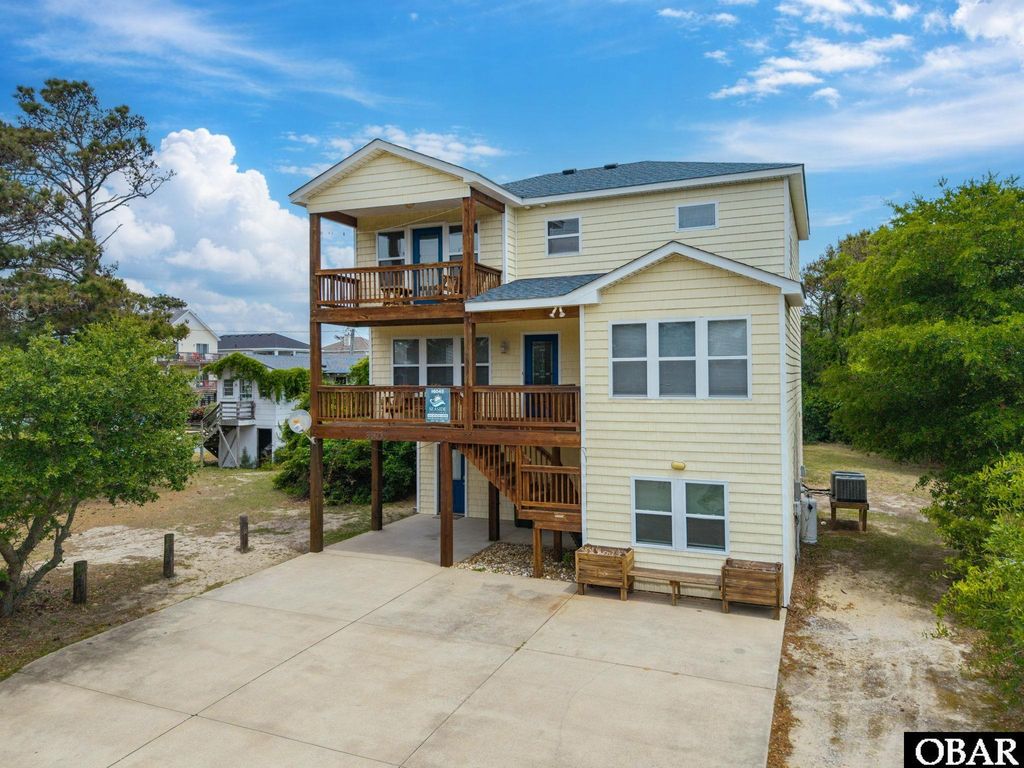 Image 2 of property listing at 3303 S Croatan Highway lot #3, Nags Head, NC 27959