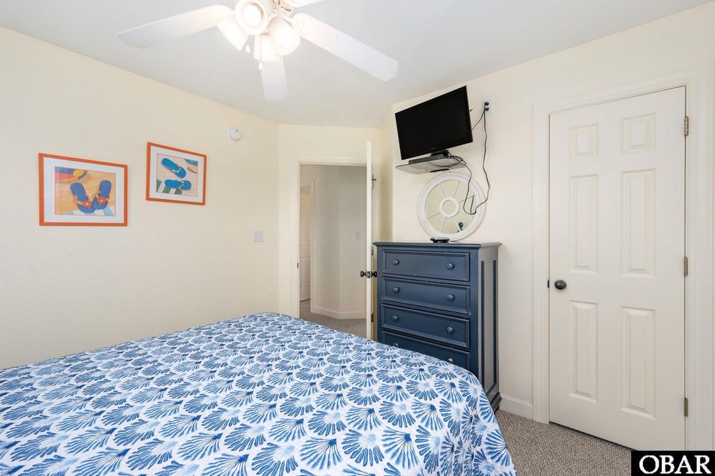 Image 32 of property listing at 3303 S Croatan Highway lot #3, Nags Head, NC 27959