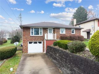 1013 10th St, Irwin, PA 15642