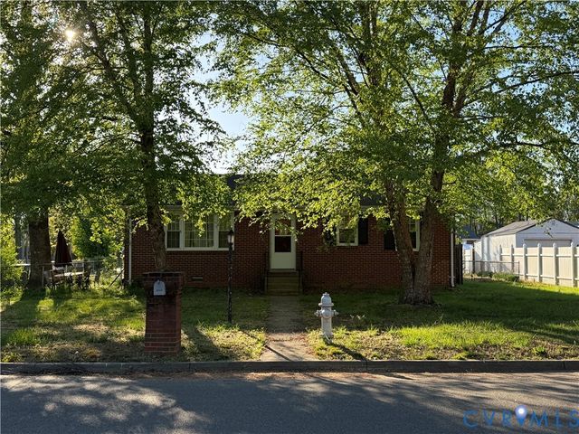 3200 Jowin Ln, Fairfield, VA 23223