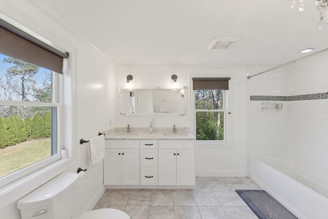 59 Billington Sea Road, Plymouth, MA 02360