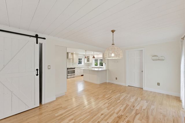 59 Billington Sea Road, Plymouth, MA 02360