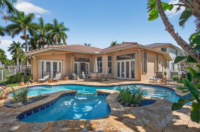 909 Stillwater Court, Weston, FL 33327