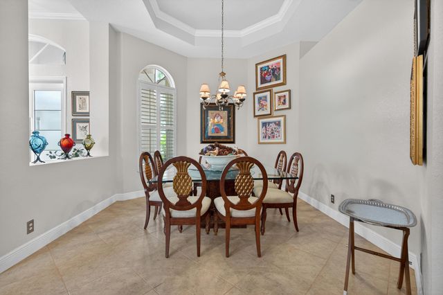 909 Stillwater Court, Weston, FL 33327