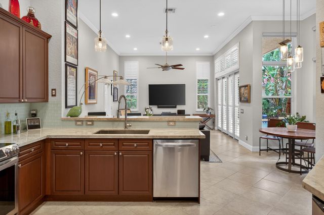 909 Stillwater Court, Weston, FL 33327