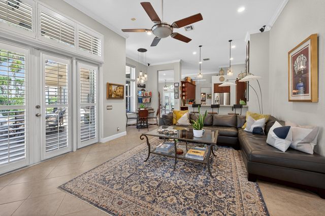 909 Stillwater Court, Weston, FL 33327