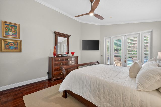 909 Stillwater Court, Weston, FL 33327