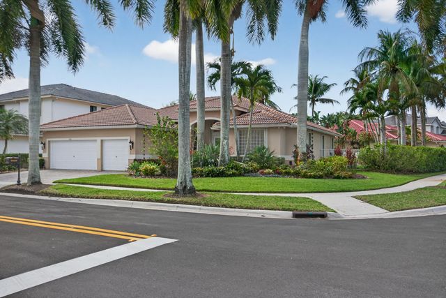 909 Stillwater Court, Weston, FL 33327
