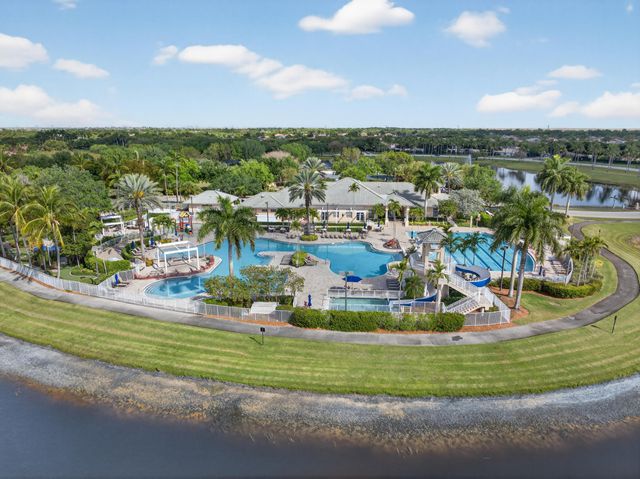 909 Stillwater Court, Weston, FL 33327