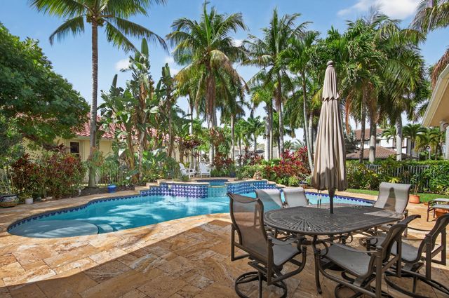 909 Stillwater Court, Weston, FL 33327