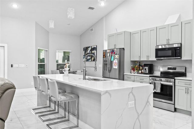 14112 LORD BARCLAY DRIVE, Orlando, FL 32837