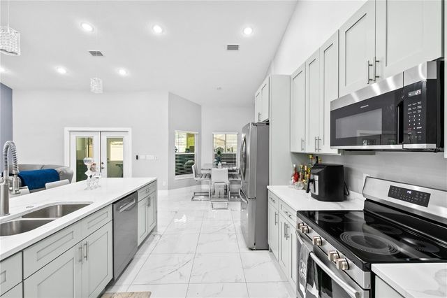 14112 LORD BARCLAY DRIVE, Orlando, FL 32837