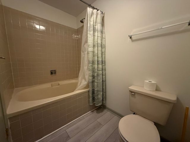 852 Dighton Lane N, Schaumburg, IL 60173