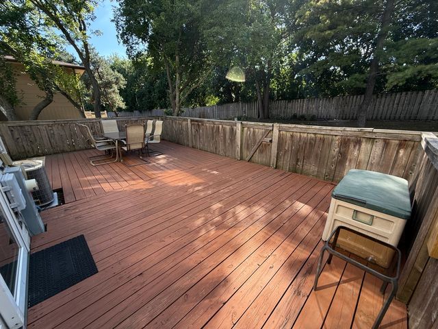 852 Dighton Lane N, Schaumburg, IL 60173