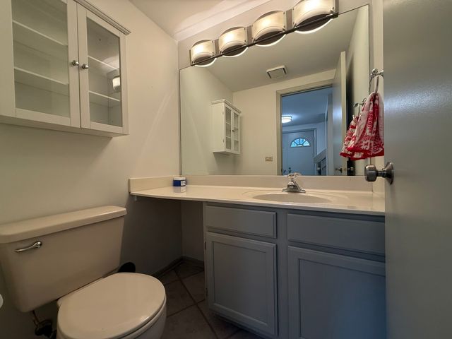 852 Dighton Lane N, Schaumburg, IL 60173