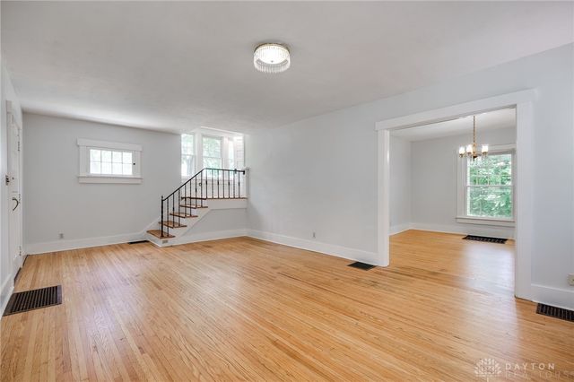 25 Laura Avenue, Dayton, OH 45405