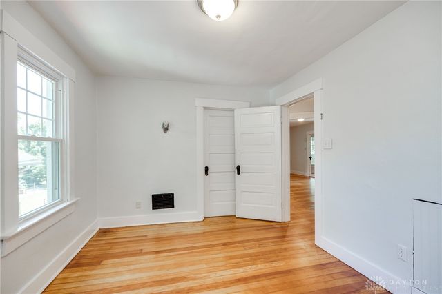 25 Laura Avenue, Dayton, OH 45405