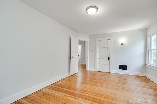 25 Laura Avenue, Dayton, OH 45405