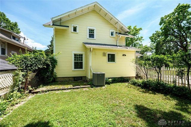 25 Laura Avenue, Dayton, OH 45405