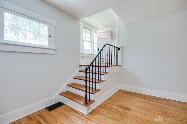 25 Laura Avenue, Dayton, OH 45405