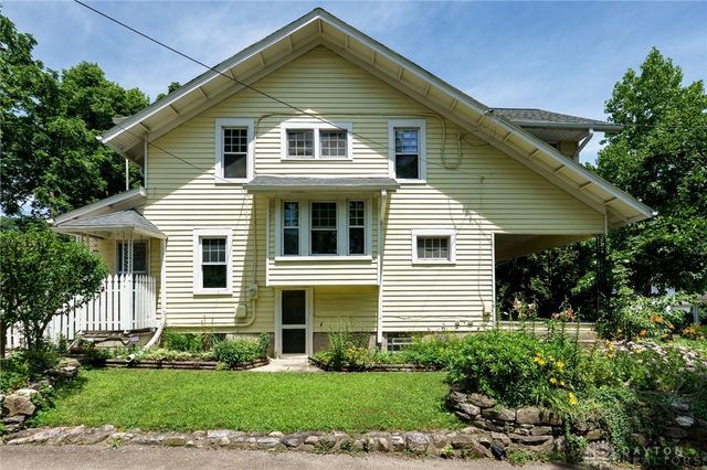 25 Laura Avenue, Dayton, OH 45405