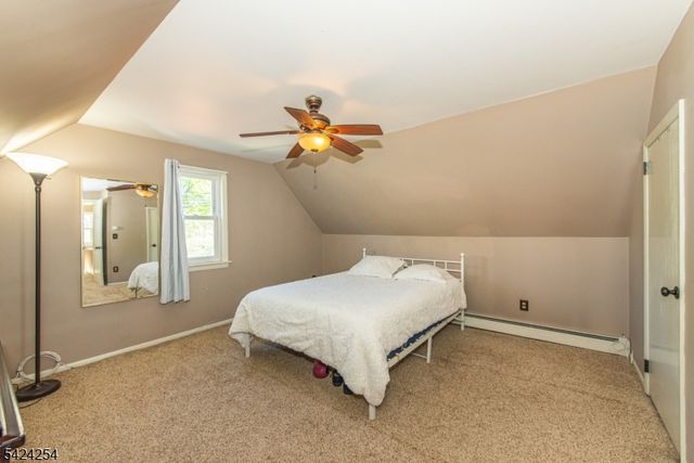 67 Ryerson Ave, Newton Town, NJ 07860