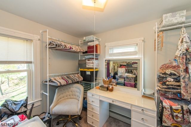 67 Ryerson Ave, Newton Town, NJ 07860