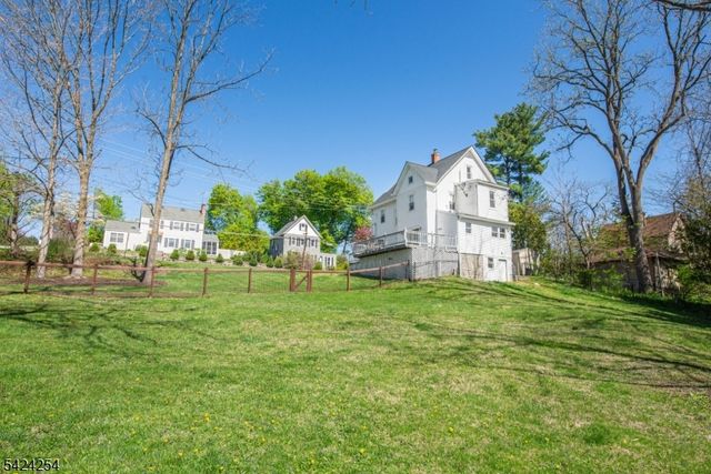 67 Ryerson Ave, Newton Town, NJ 07860