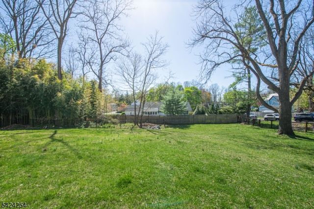 67 Ryerson Ave, Newton Town, NJ 07860