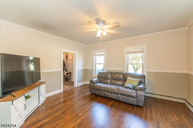 67 Ryerson Ave, Newton Town, NJ 07860