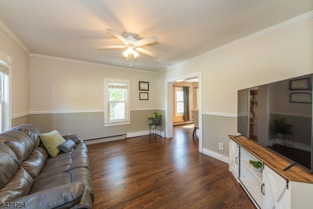 67 Ryerson Ave, Newton Town, NJ 07860