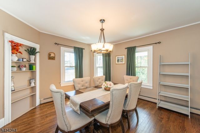 67 Ryerson Ave, Newton Town, NJ 07860