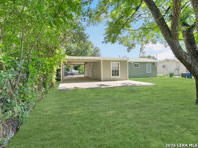910 Menefee Blvd, San Antonio, TX 78237