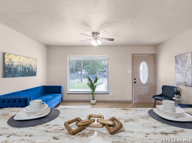 910 Menefee Blvd, San Antonio, TX 78237