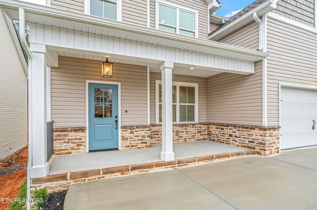 1172 Madison Oaks Rd, Knoxville, TN 37924