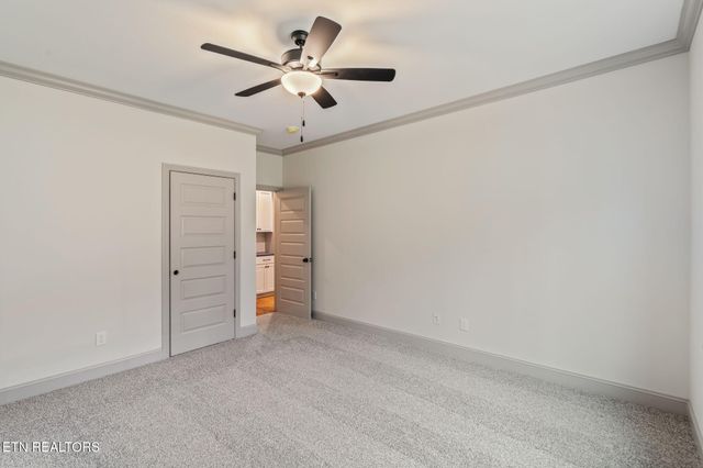 1172 Madison Oaks Rd, Knoxville, TN 37924